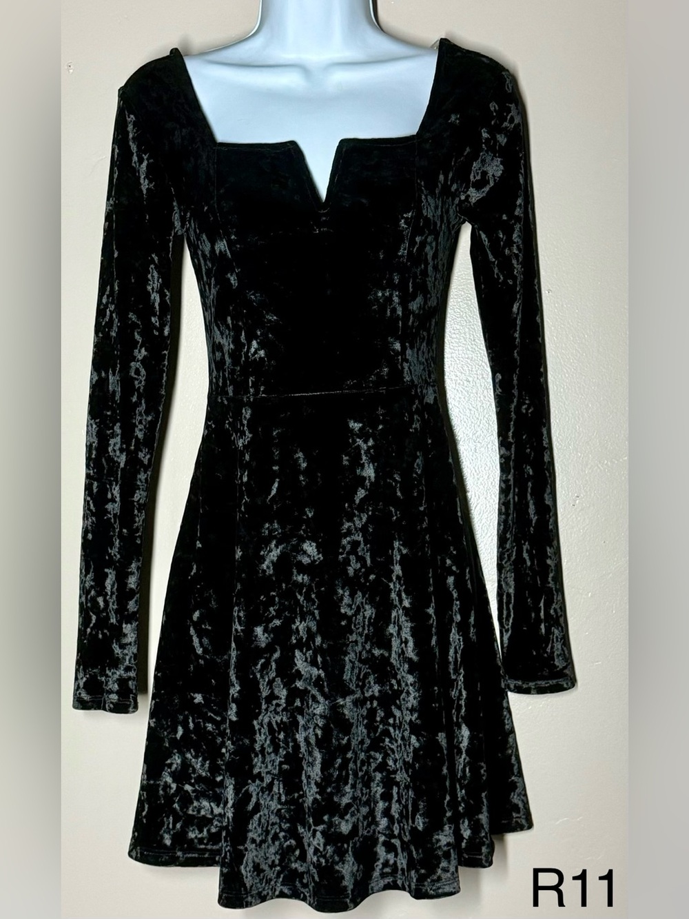 Aeropostale Black Crushed Velvet Long-Sleeve Dress with Square Notch Neckline